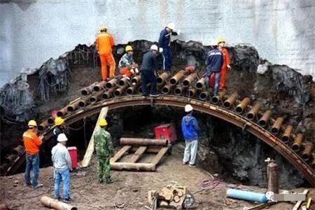 广元隧道钢花管支护案例